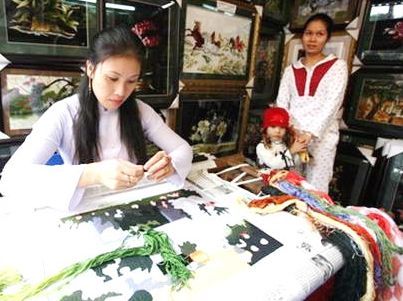 Van Lâm, le village de broderie de Ninh Binh